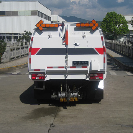 Street Sweeper Trucks: Keeping Our Cities Sparkling