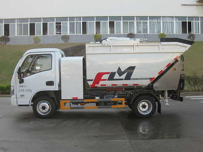 Mini Garbage Trucks: Compact Solutions for Urban Waste