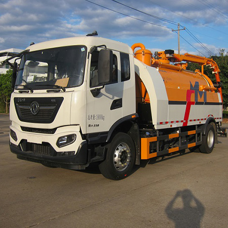 Navigating the World of Septic Vacuum Trucks: Technology and Efficiency