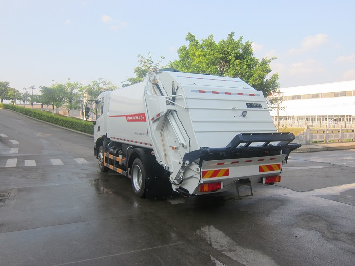 Comment les camions à ordures maximisent-ils l'efficacité ?